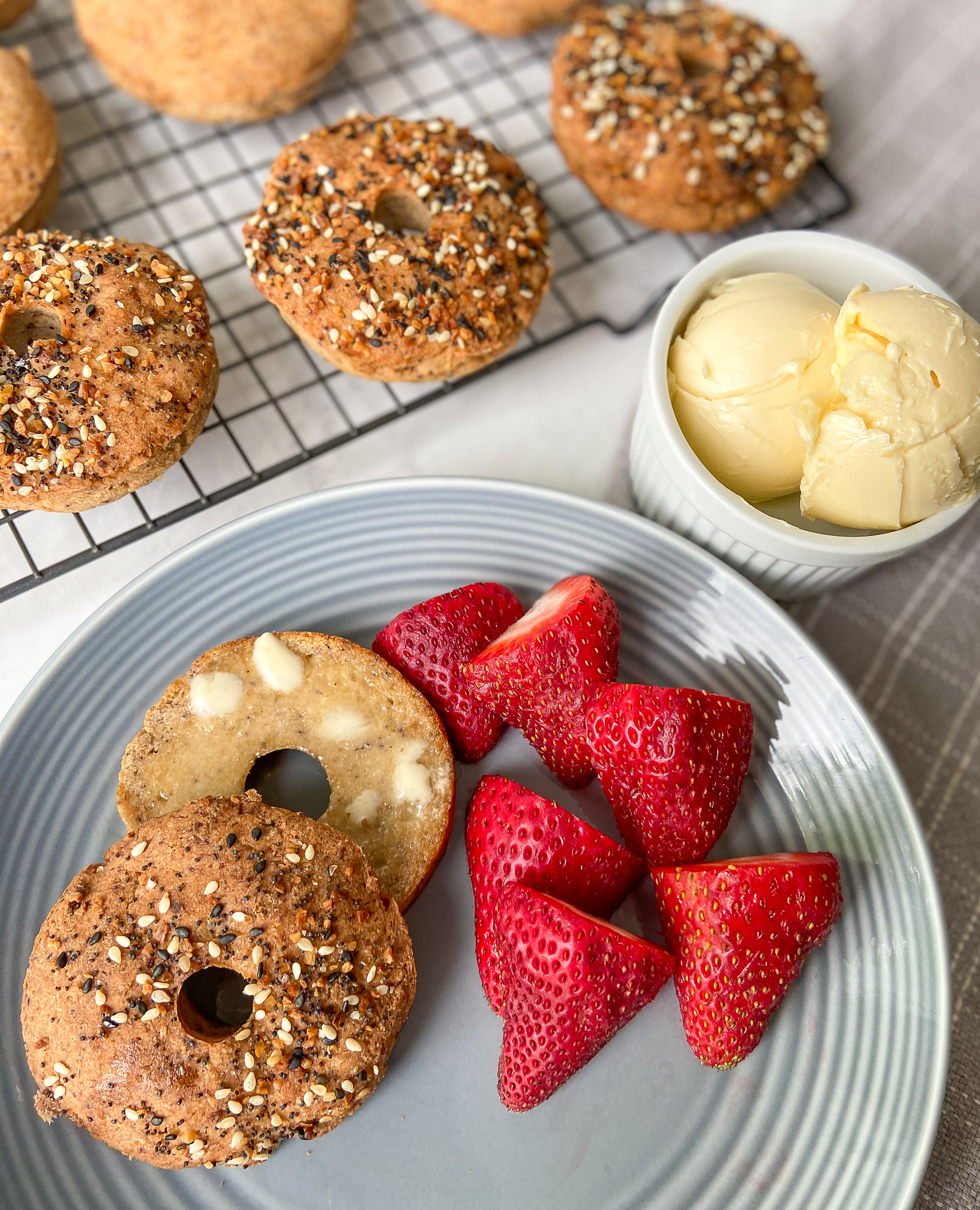 Paleo Bagels (Egg Free & Grain Free)