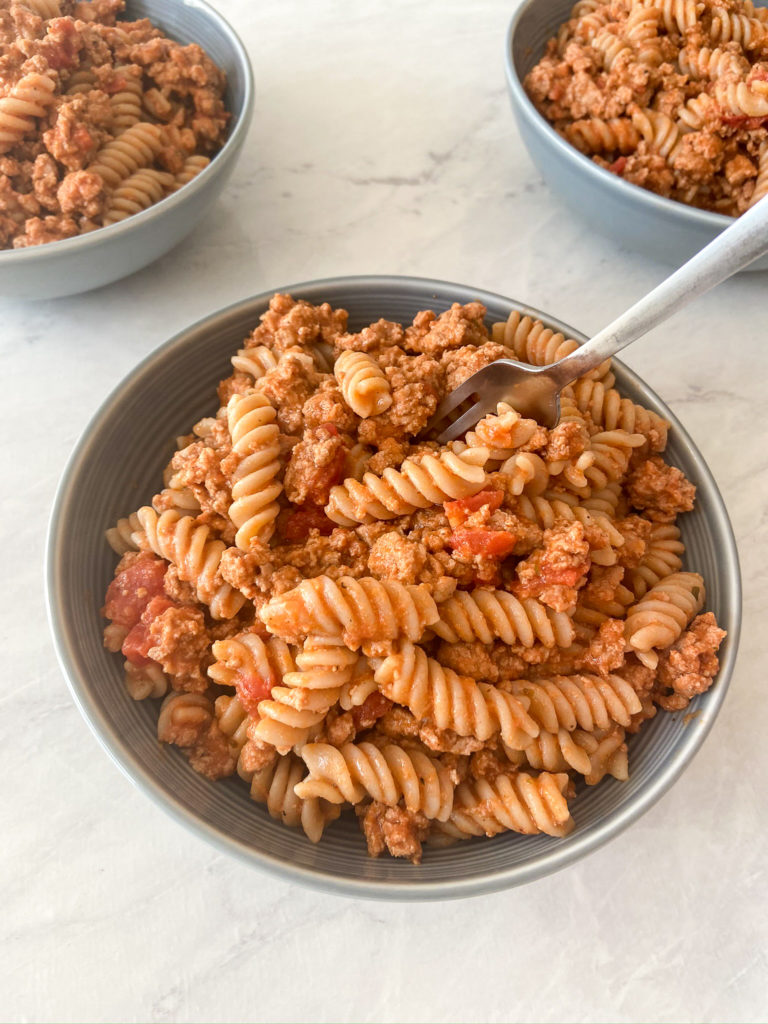 20 Minute Cheesy Beefaroni (Gluten Free & Dairy Free)