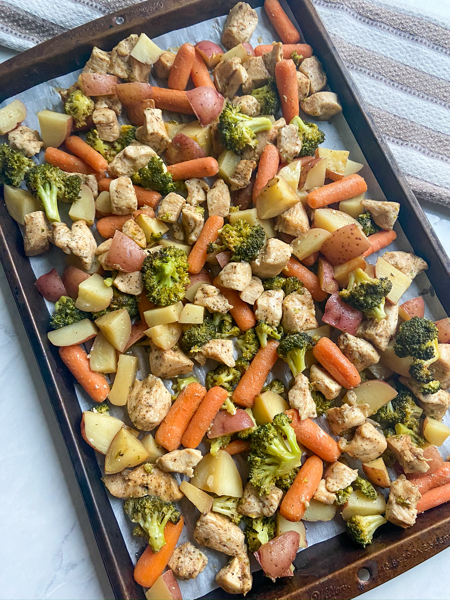 Chicken, Potato & Veggie Sheet Pan