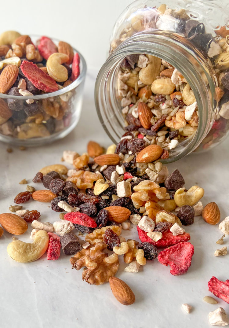 Homemade Paleo Trail Mix - The Gluten Free Grasses