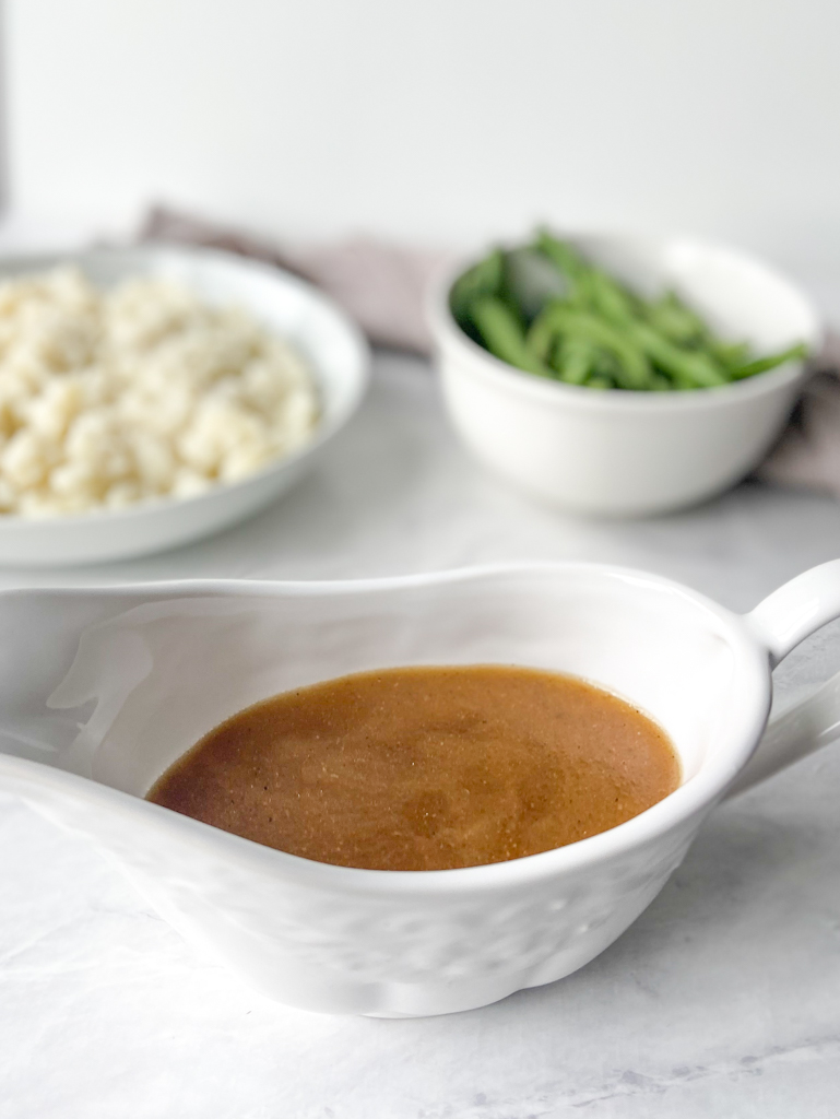 10 Minute Whole 30 Gravy (Paleo & Gluten Free)