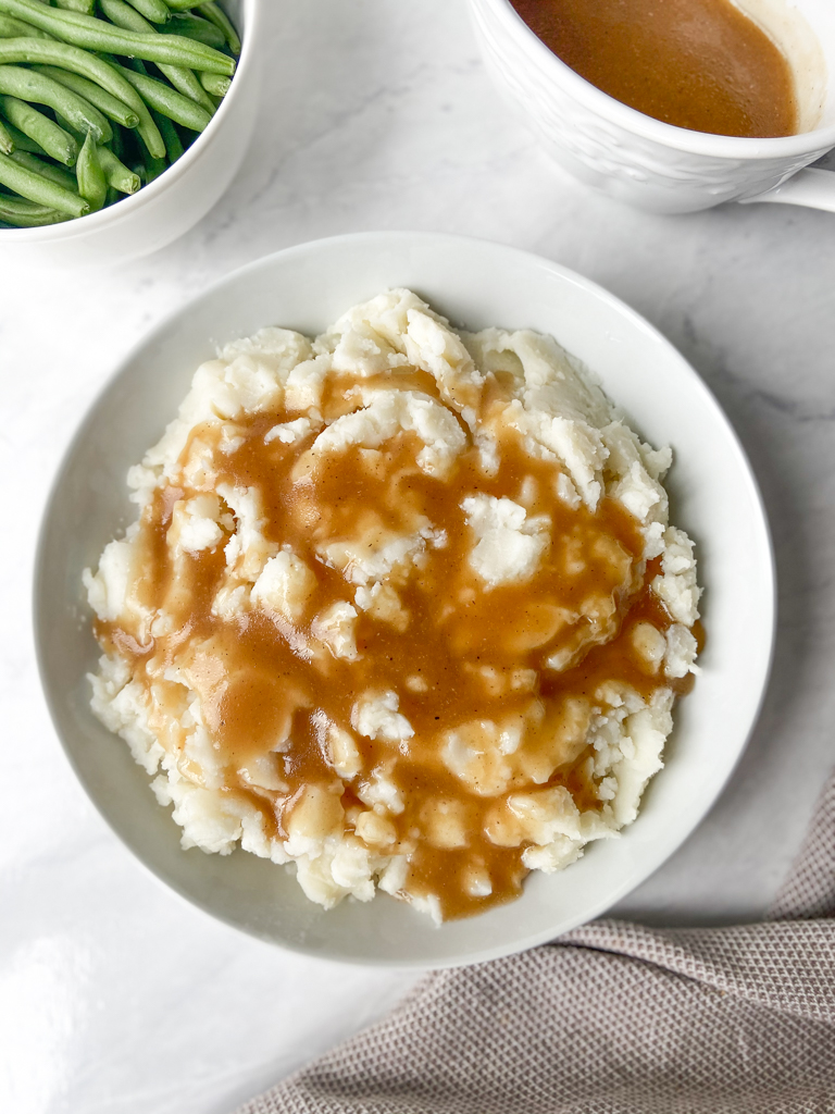 10 Minute Whole 30 Gravy (Paleo & Gluten Free)